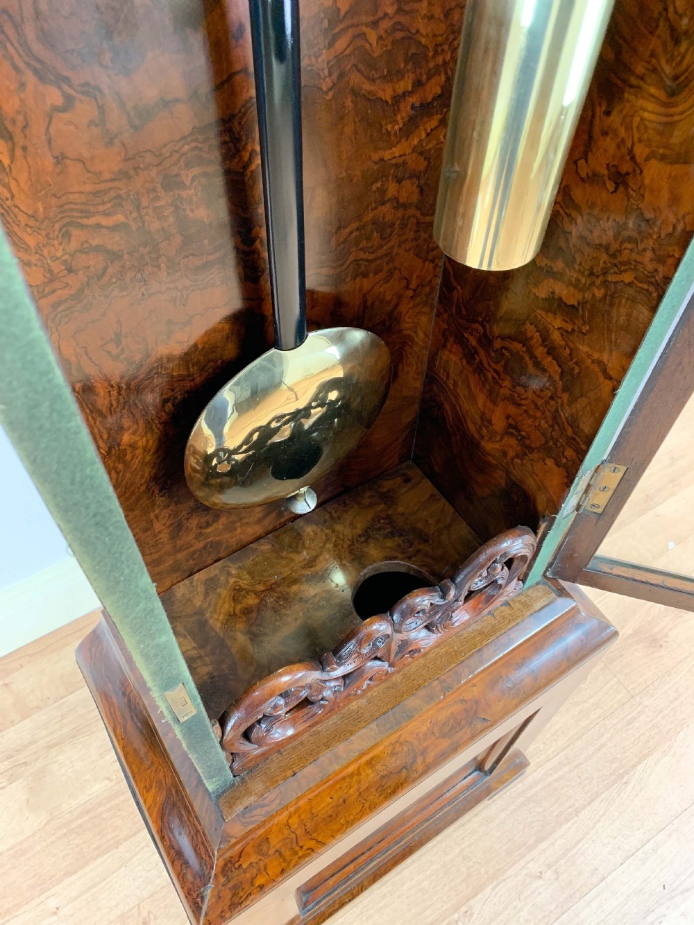 A Fine Quality Burr Walnut 8 Day Longcase / Grandfather / Regulator Clock. View XV
