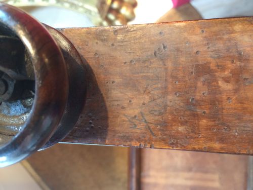 A SUPERB GONALO ALVES SIDE TABLE ATTRIBUTED TO GILLOWS - ADDITIONAL PHOTO 5