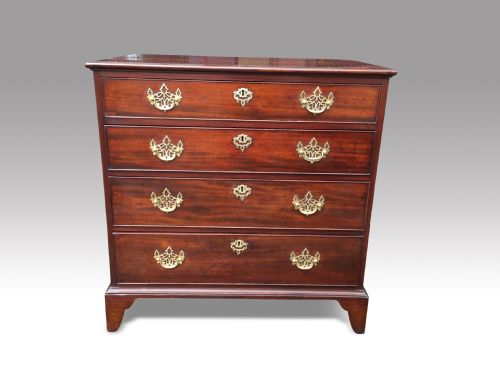 a fine early george iii mahogany chest of drawers - CATEGORY: ANTIQUE CHEST OF DRAWERS - DATED 1750