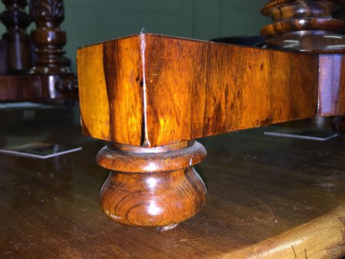 A SUPERB GONALO ALVES SIDE TABLE ATTRIBUTED TO GILLOWS - ADDITIONAL PHOTO 6