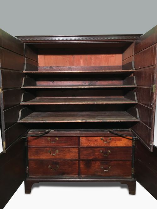 A SUPERB GEORGE III MAHOGANY PRESS OR ESTATE CABINET - ADDITIONAL PHOTO 1