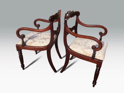 AN EXCELLENT PAIR OF REGENCY MAHOGANY ARMCHAIRS - ADDITIONAL PHOTO 4