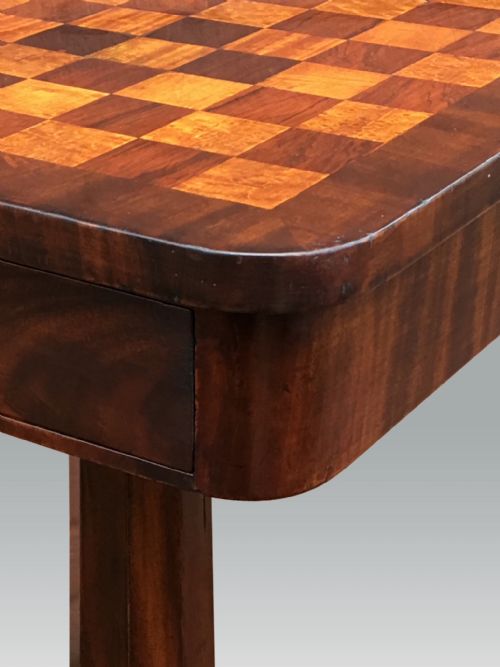 AN EARLY VICTORIAN MAHOGANY GAMES TABLE - ADDITIONAL PHOTO 2