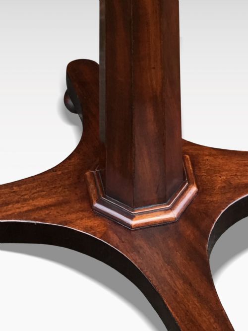AN EARLY VICTORIAN MAHOGANY GAMES TABLE - ADDITIONAL PHOTO 3