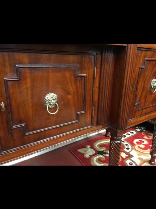 A VERY FINE IRISH REGENCY MAHOGANY SIDEBOARD - ADDITIONAL PHOTO 5