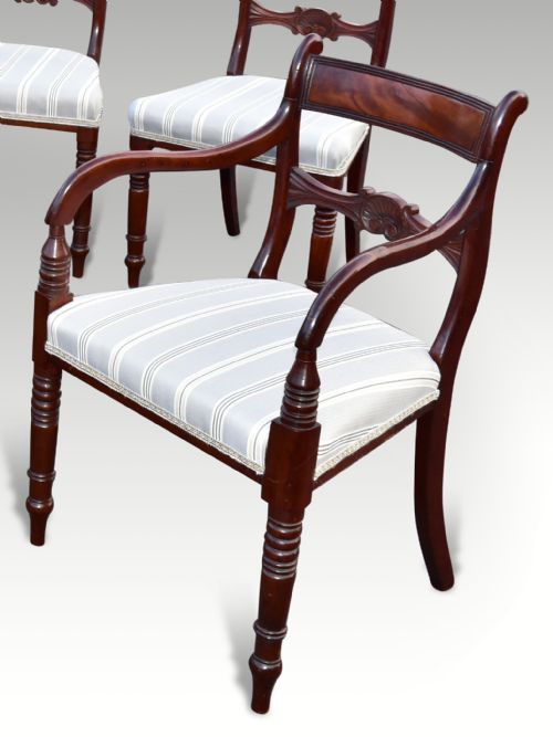 A FINE SET OF 8 REGENCY PERIOD DINING CHAIRS - ADDITIONAL PHOTO 6