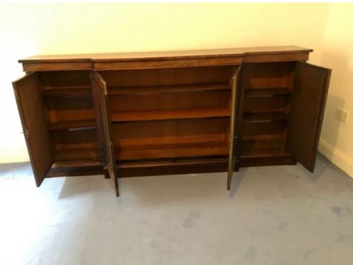 A MAGNIFICENT LATE REGENCY ROSEWOOD BREAKFRONT SIDE CABINET IN THE MANNER OF GILLOWS - ADDITIONAL PHOTO 13