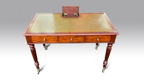 A REGENCY MAHOGANY CHAMBER WRITING TABLE BY GILLOWS - ADDITIONAL PHOTO 4