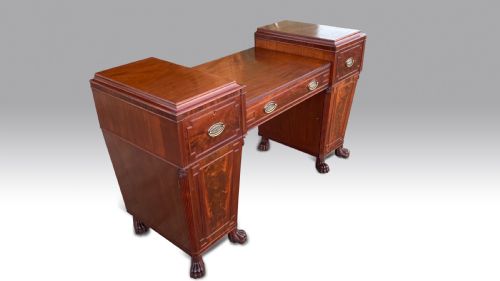 A WONDERFUL REGENCY MAHOGANY TWIN PEDESTAL SIDEBOARD - ADDITIONAL PHOTO 2