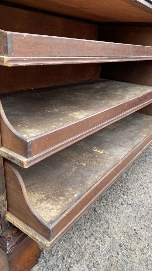 A FINE CHIPPENDALE PERIOD MAHOGANY SECRETAIRE BOOKCASE - ADDITIONAL PHOTO 12