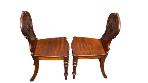 A PAIR OF WILLIAM IV MAHOGANY HALL CHAIRS - ADDITIONAL PHOTO 1