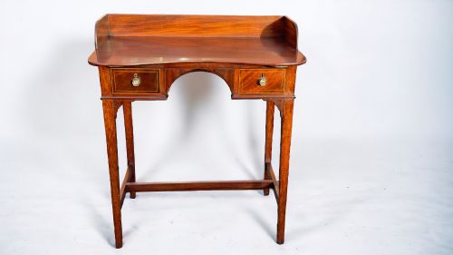 A GEORGE III MAHOGANY INLAID BELFAST DRESSING SIDE TABLE - ADDITIONAL PHOTO 5
