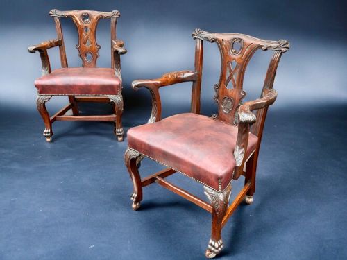 SUPERB PAIR OF IRISH MAHOGANY ARMCHAIRS - ADDITIONAL PHOTO 3