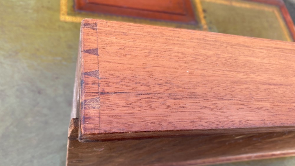 A REGENCY MAHOGANY CHAMBER WRITING TABLE BY GILLOWS View XII