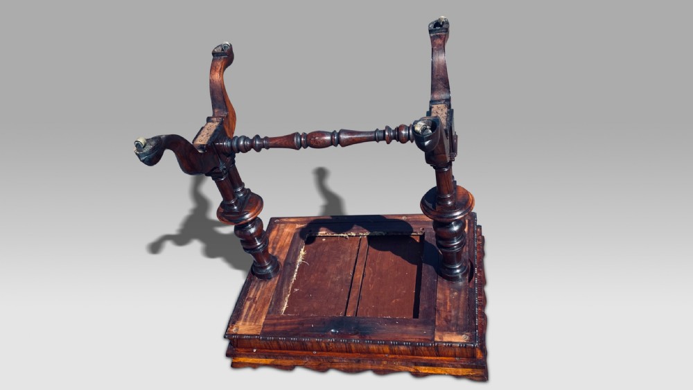 A SUPERB QUALITY EARLY 19TH CENTURY REGENCY GILLOWS ROSEWOOD WORK TABLE. View VIII