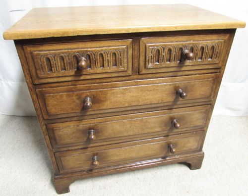 Ipswich Oak Chest of Drawers