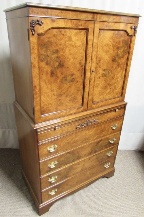 Burr Walnut Linen Press Nicely Proportioned