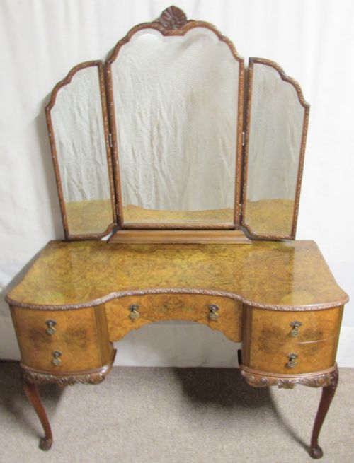 Lovely Burr Walnut Dressing Table