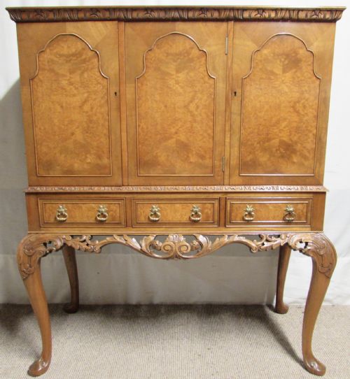 Quality Burr Walnut Cocktail Cabinet