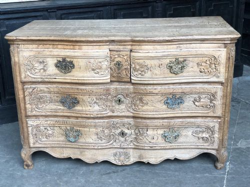 French 18th Century Bleached Oak Chest of Drawers