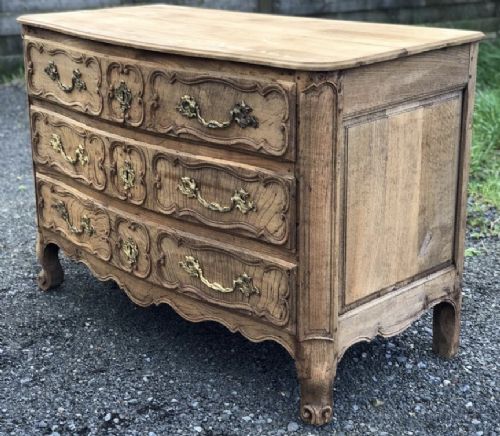 fig 1. 18th French Oak Commode Chest of Drawers
