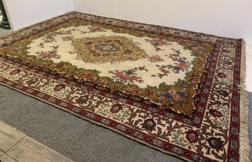 Huge Country House Indian Carpet