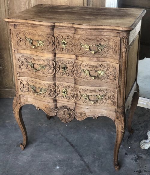 French Bleached Oak Chest of Drawers
