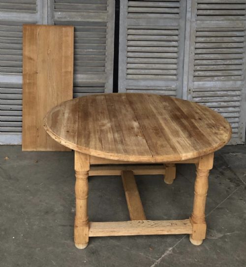 Round French Farmhouse Table with Leaf