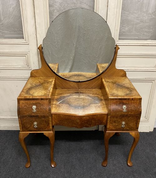 Stylish Burr Walnut Dressing Table
