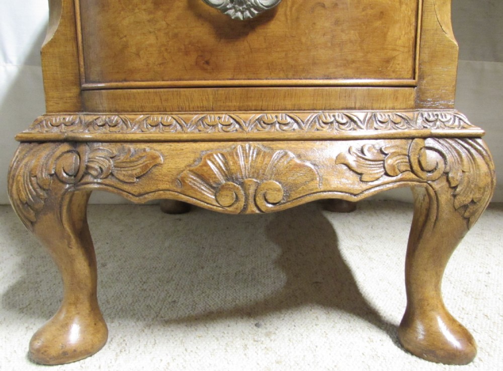 Super Quality Burr Walnut Desk View XVIII