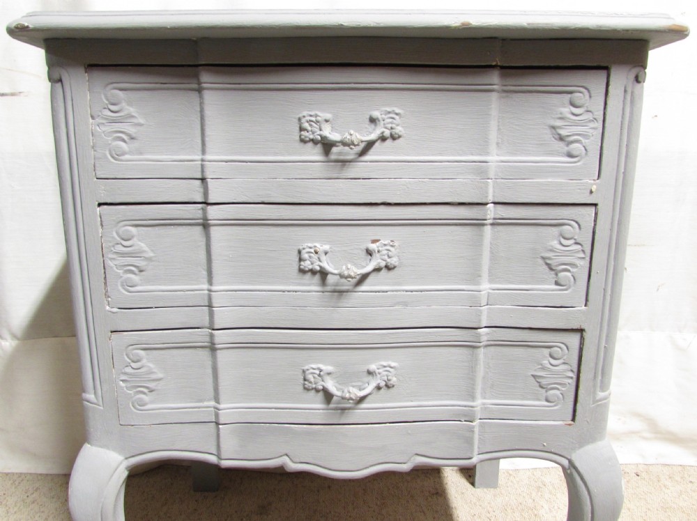 French Painted 3 Drawer Chest of Drawers View XI