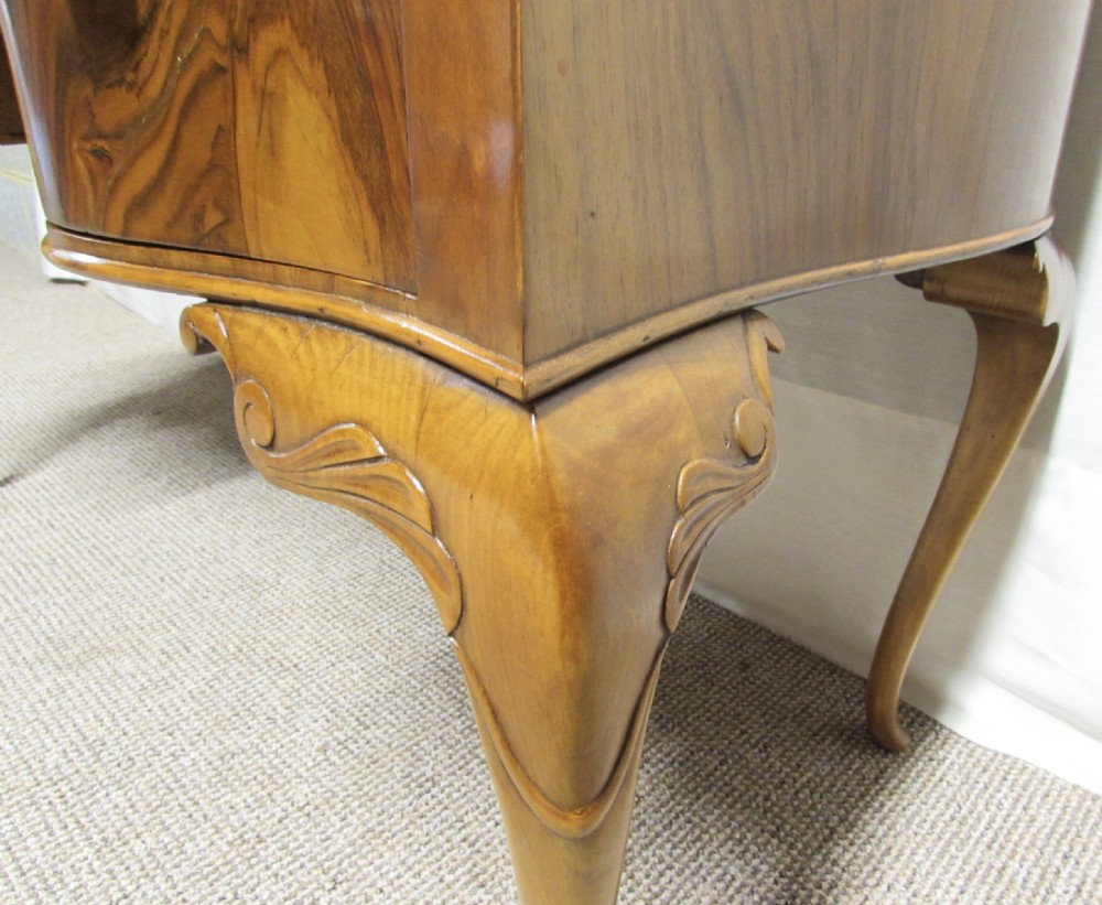 Shaped Burr Walnut Dressing Table View XIV
