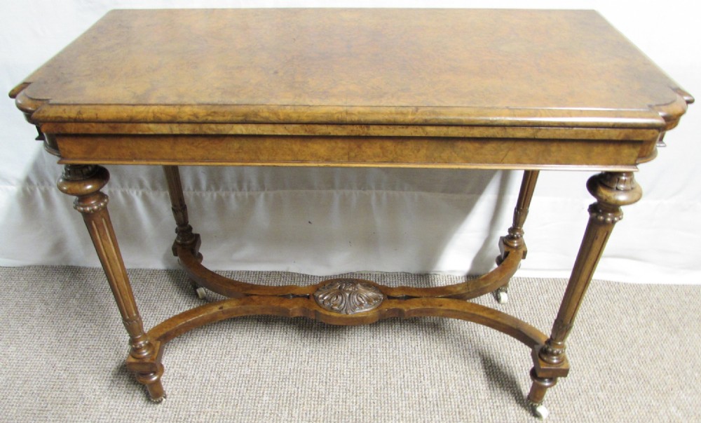 Very Good Burr Walnut Victorian Card Table