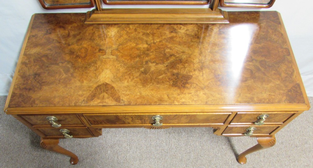 Quality Burr Walnut Dressing Table View XII