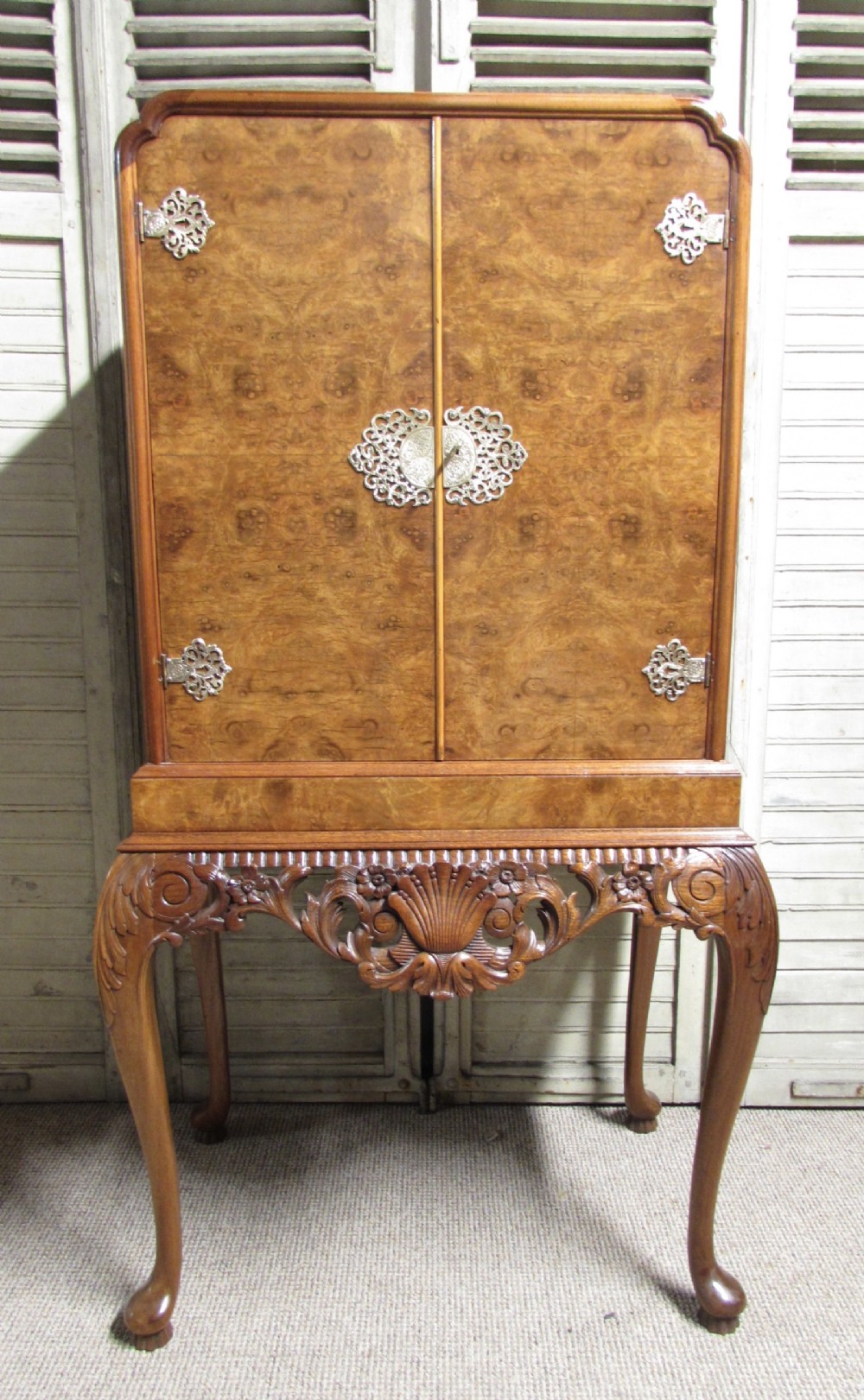 Lovely Burr Walnut Cocktail Cabinet
