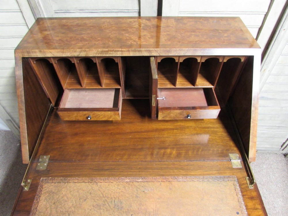 High Quality Burr Walnut Bureau View V