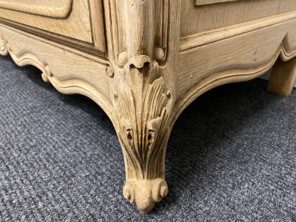 French Oak Bleached Chest of Drawers View VII
