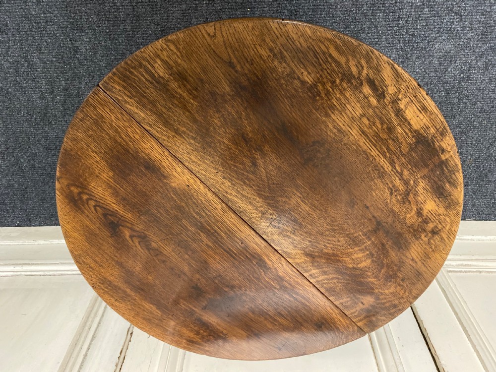 Ipswich Oak Lamp Table View IV