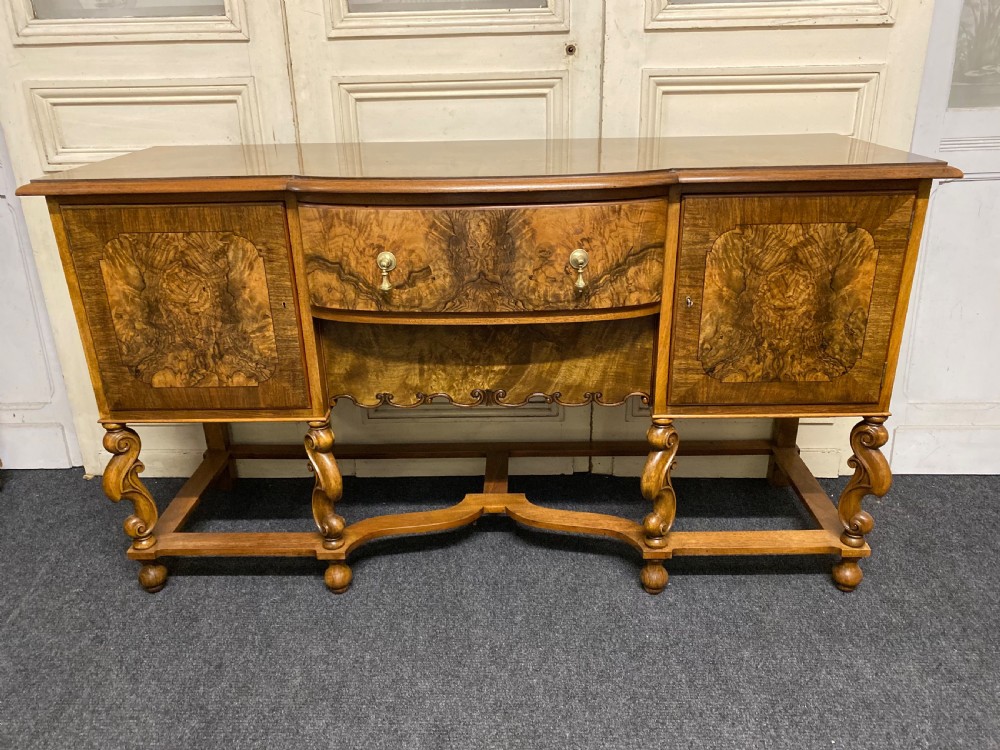 Superb Quality Burr Walnut Sideboard View XVII