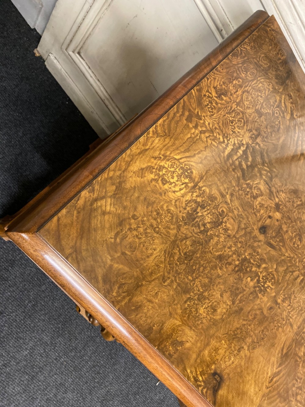 Superb Quality Burr Walnut Sideboard View XI