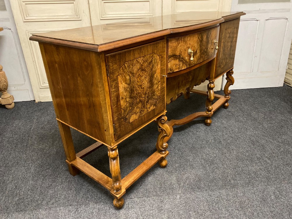 Superb Quality Burr Walnut Sideboard View XIII
