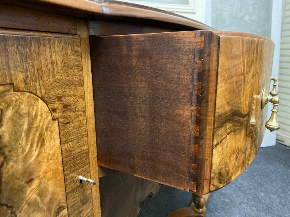 Superb Quality Burr Walnut Sideboard View XVI