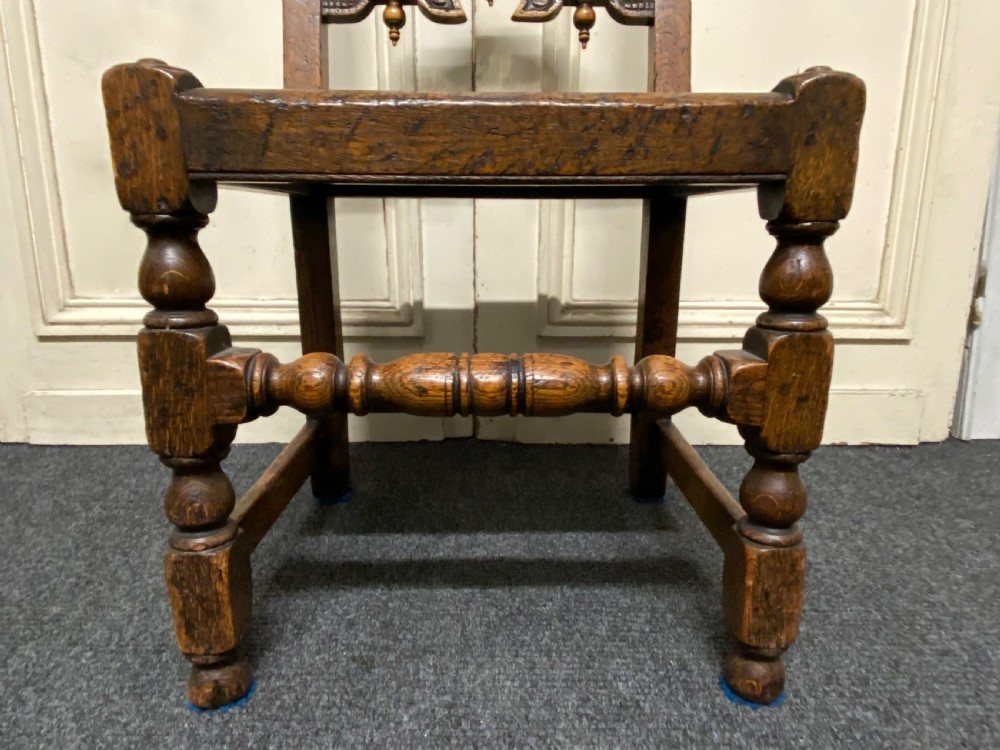 Set 8 (6x2) Ipswich Oak Dining Chairs View XI