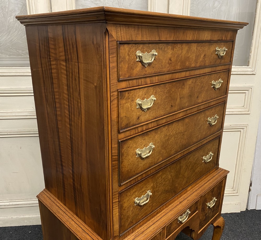 Burr Walnut Chest on Stand View XII