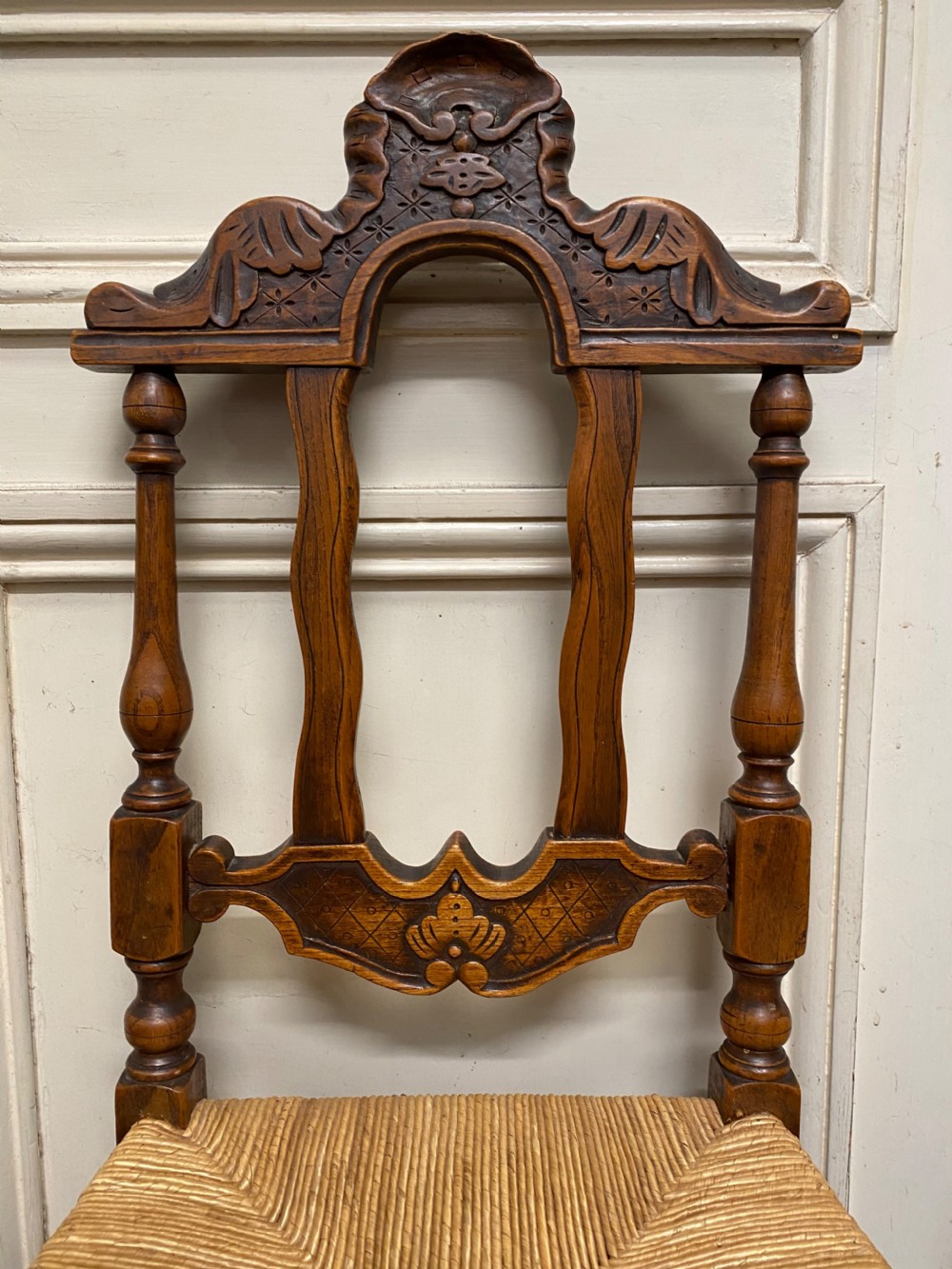 Set 8 French Farmhouse Dining Chairs View XVI