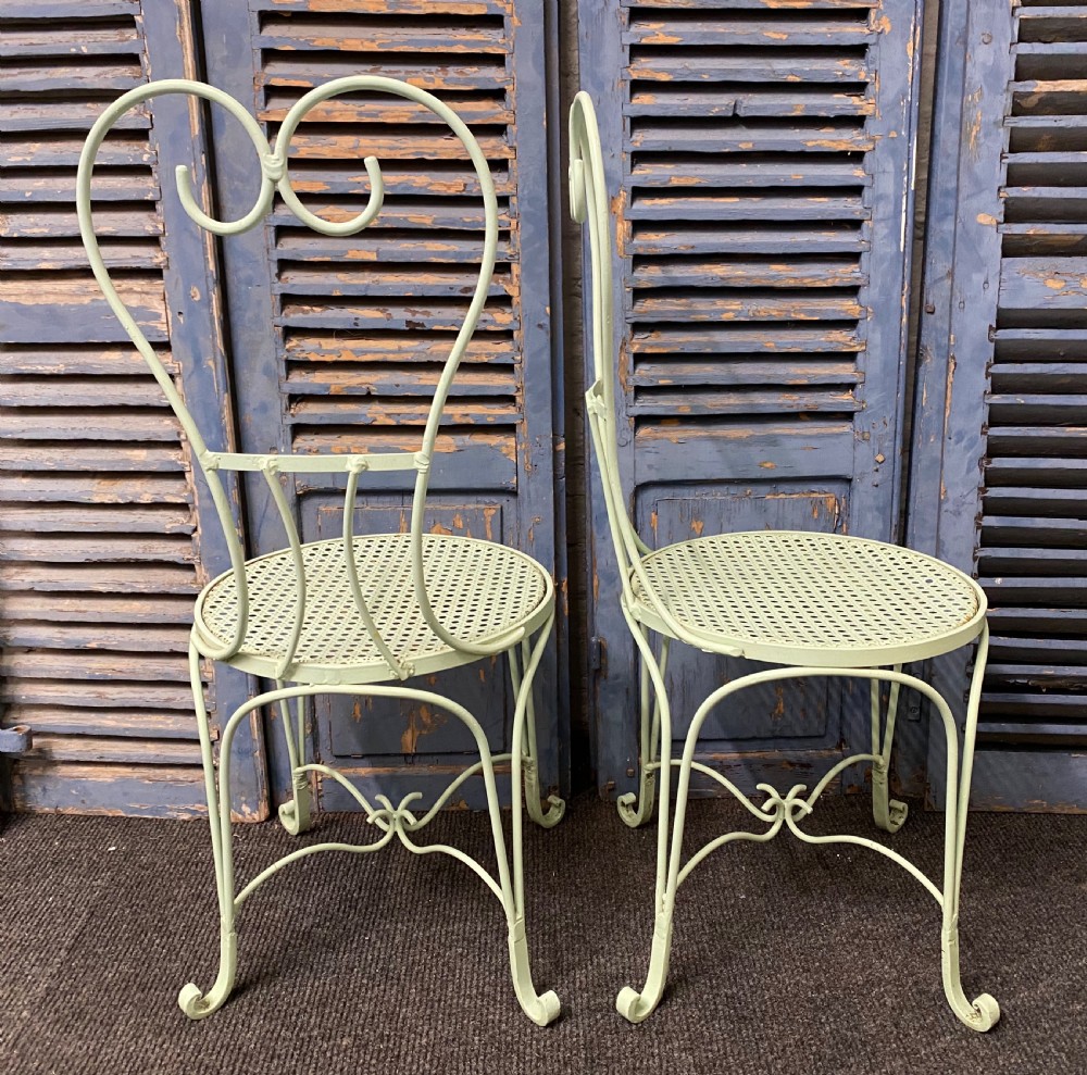 French Bistro Set View XII