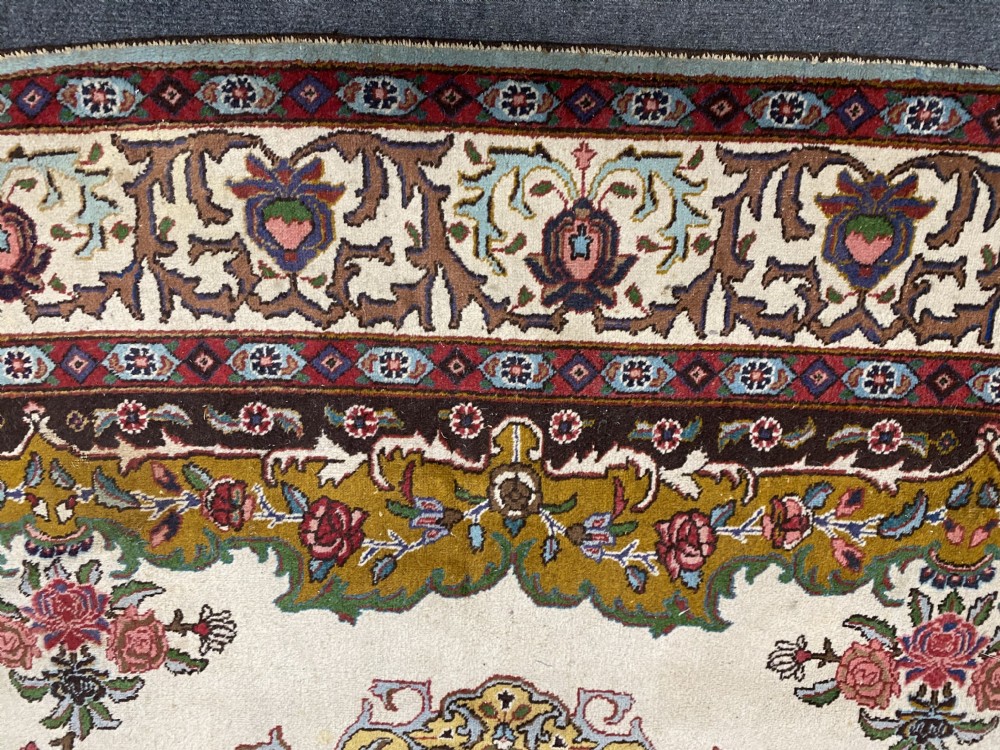 Huge Country House Indian Carpet View IV