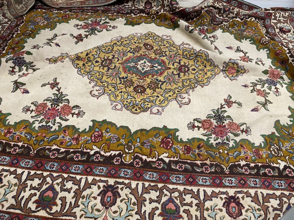 Huge Country House Indian Carpet View V