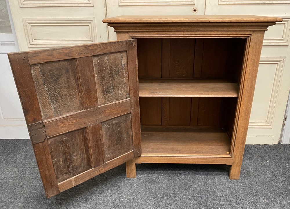 Pair French Bleached Oak Cabinets View XIII
