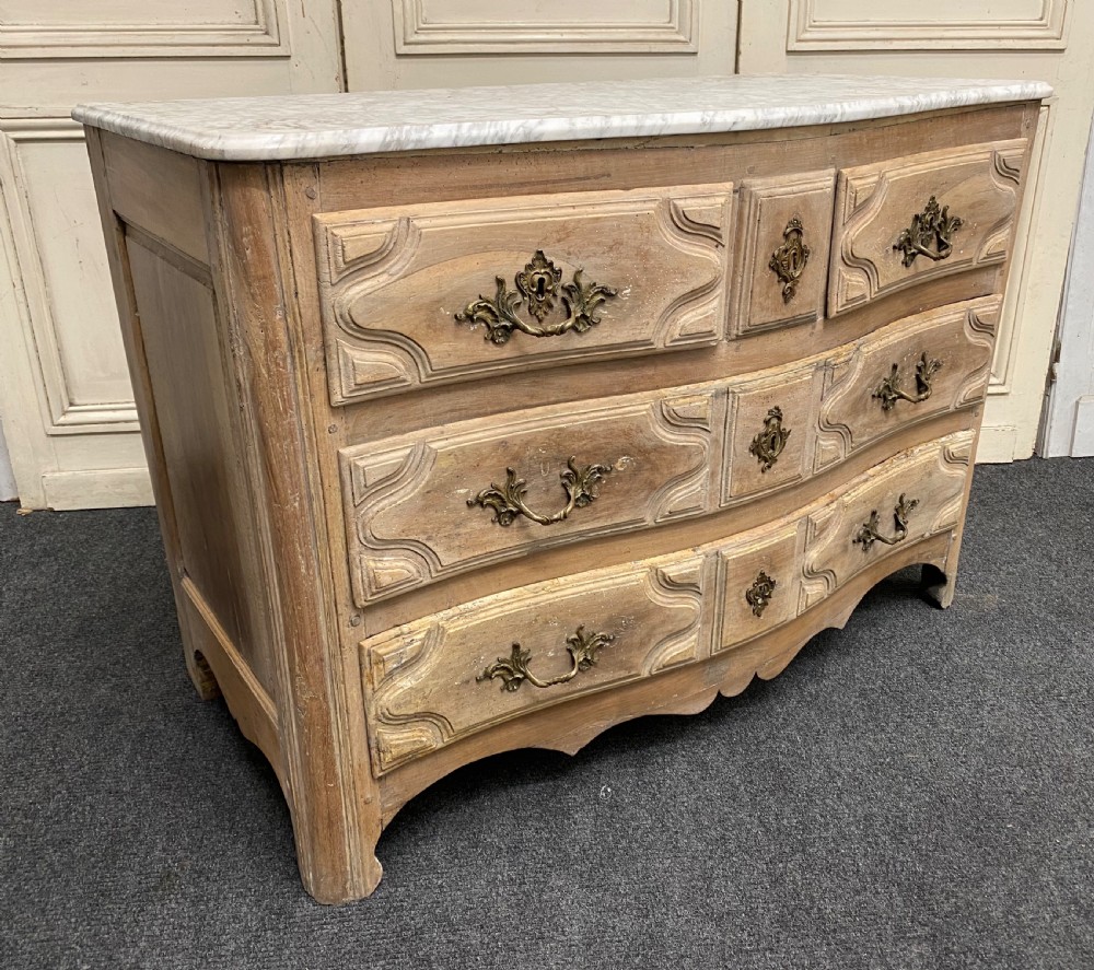 18th C French Walnut Commode Chest View VII